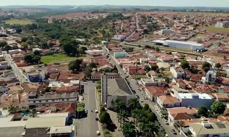 Floricultura Cemitério Municipal de Ijaci - MG