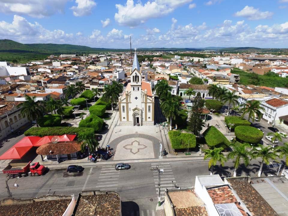 Floricultura Cemitério Municipal de Simão Dias